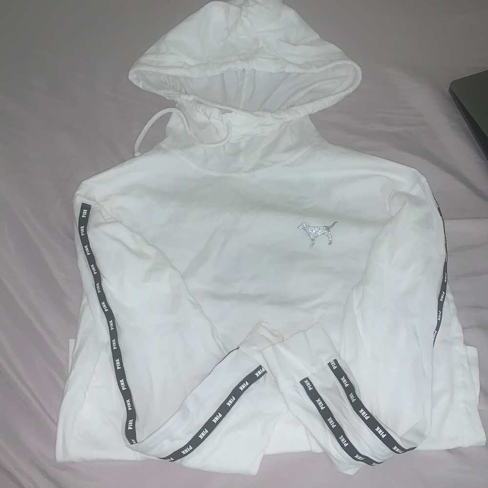 Pink light hoodie very beautiful,I think my favorite one so far but too big((
